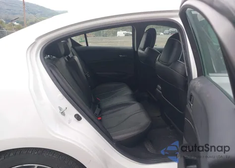 2020 Acura Ilx Premium Package/Technology Package z USA, uszkodzony, nr VIN 19UDE2F75LA003883